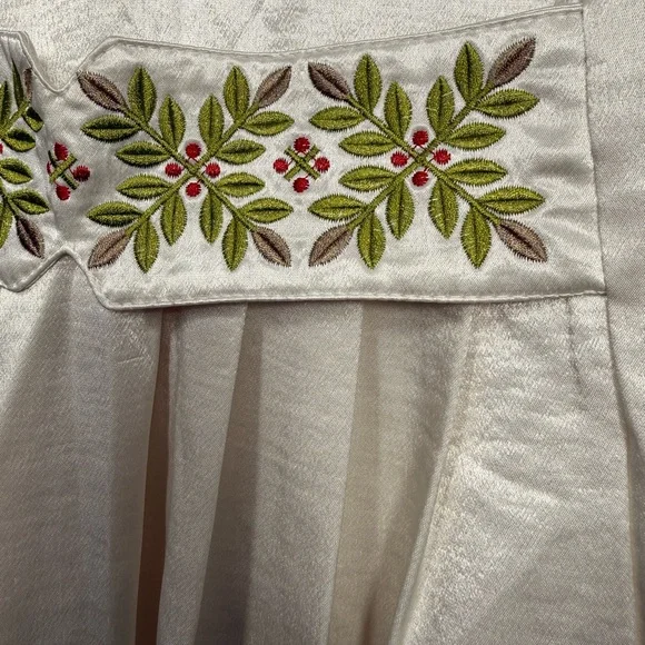 Cortigiani Embroidered Modest Maxi Dress Cream Satin Long Sleeve Size L - Picture 4 of 11